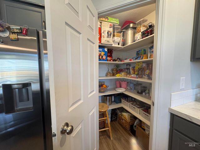 13572 Beatty St, Caldwell, ID 83607