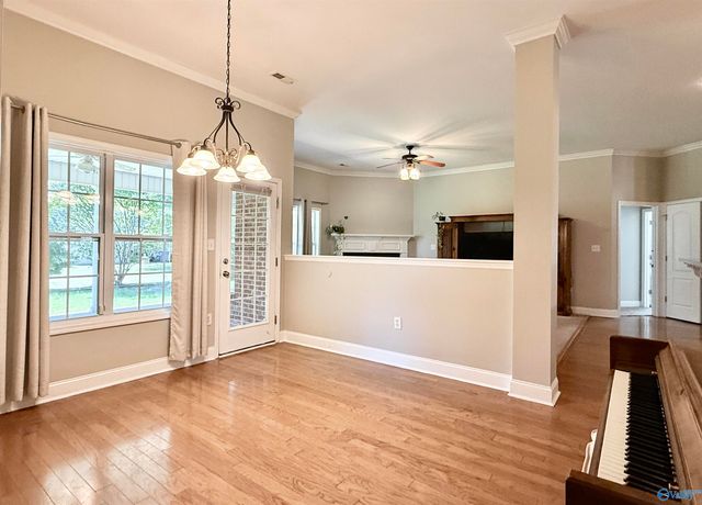 3015 Cobble Farms Drive, Owens Cross Roads, AL 35763