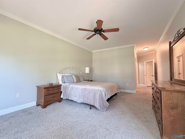 3015 Cobble Farms Drive, Owens Cross Roads, AL 35763