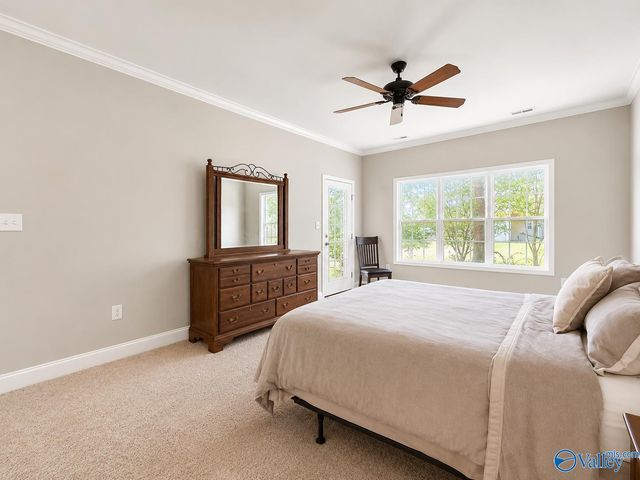 3015 Cobble Farms Drive, Owens Cross Roads, AL 35763
