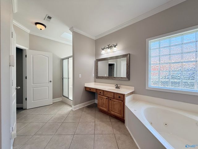 3015 Cobble Farms Drive, Owens Cross Roads, AL 35763