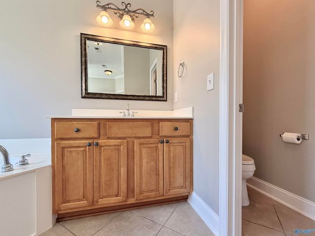 3015 Cobble Farms Drive, Owens Cross Roads, AL 35763