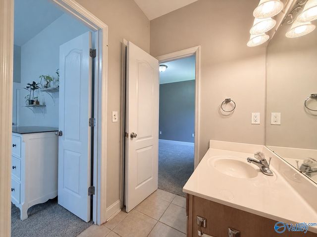 3015 Cobble Farms Drive, Owens Cross Roads, AL 35763