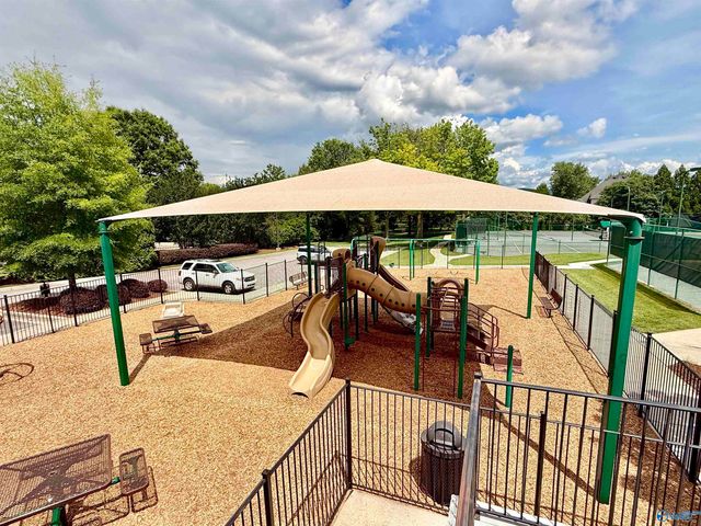 3015 Cobble Farms Drive, Owens Cross Roads, AL 35763