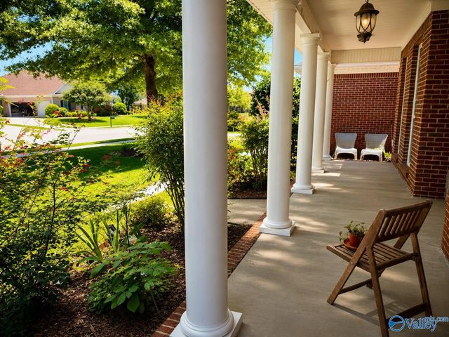 3015 Cobble Farms Drive, Owens Cross Roads, AL 35763