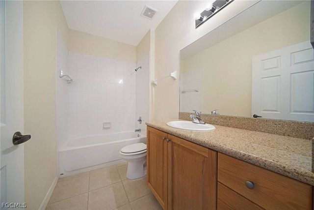 1757 Concordia Lake CIR 3405, Cape Coral, FL 33909