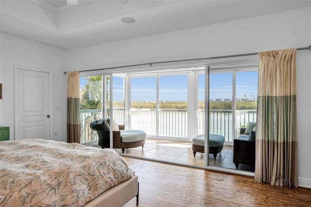 9203 MIDNIGHT PASS ROAD 2, Sarasota, FL 34242