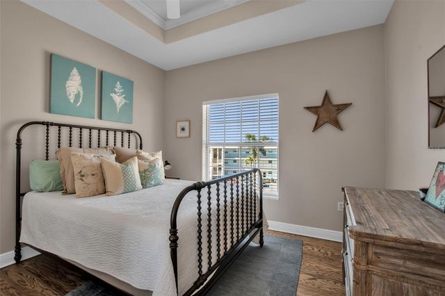 9203 MIDNIGHT PASS ROAD 2, Sarasota, FL 34242