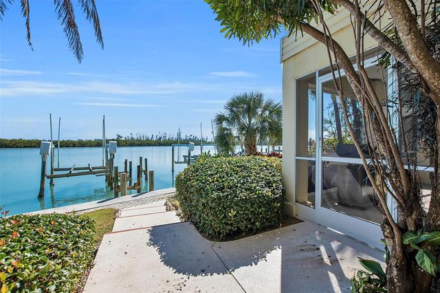 9203 MIDNIGHT PASS ROAD 2, Sarasota, FL 34242