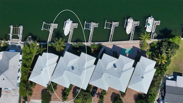 9203 MIDNIGHT PASS ROAD 2, Sarasota, FL 34242