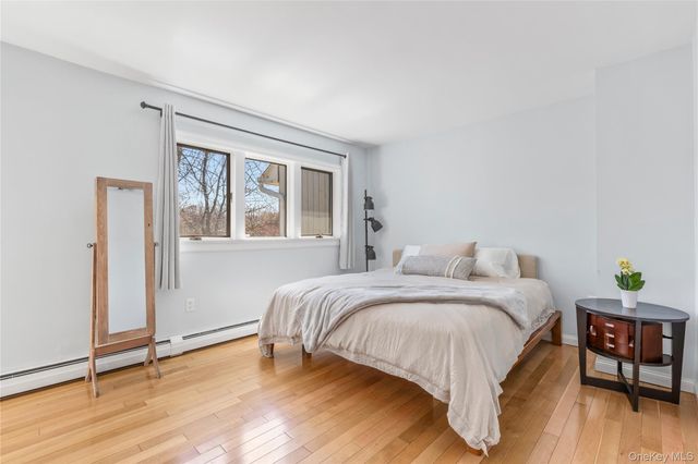 21 Tulip Tree Lane, Mamaroneck, NY 10543