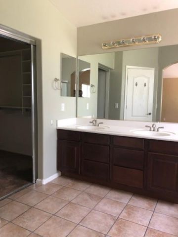 2352 S 162nd Lane, Goodyear, AZ 85338