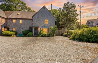 1 Seashore Park Dr 1, Provincetown, MA 02657