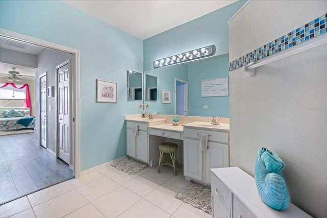 1466 MASENO DRIVE, Venice, FL 34292