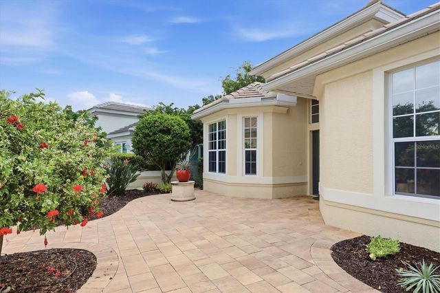 7235 KENSINGTON COURT, University Park, FL 34201