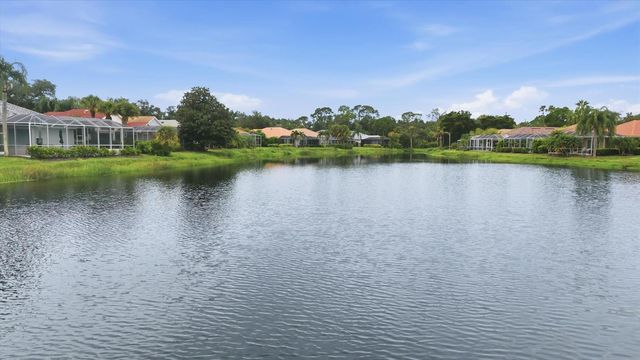 7235 KENSINGTON COURT, University Park, FL 34201