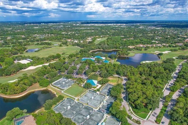 7235 KENSINGTON COURT, University Park, FL 34201
