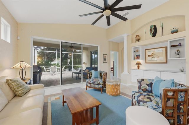 7235 KENSINGTON COURT, University Park, FL 34201