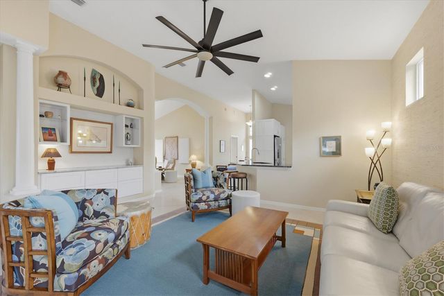 7235 KENSINGTON COURT, University Park, FL 34201