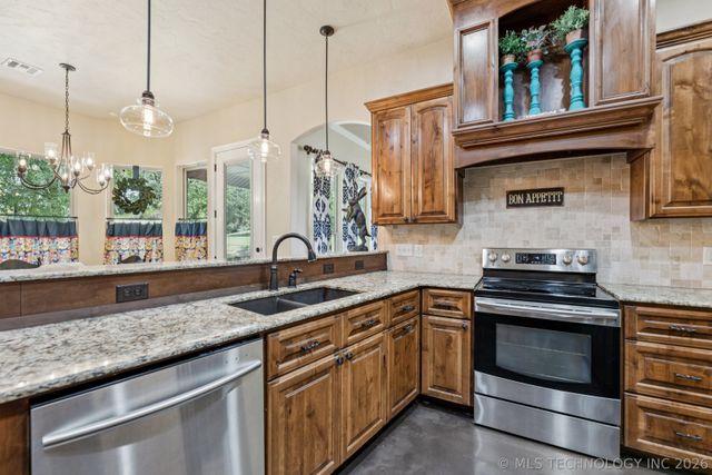 13435 S Garrett Street, Sapulpa, OK 74066