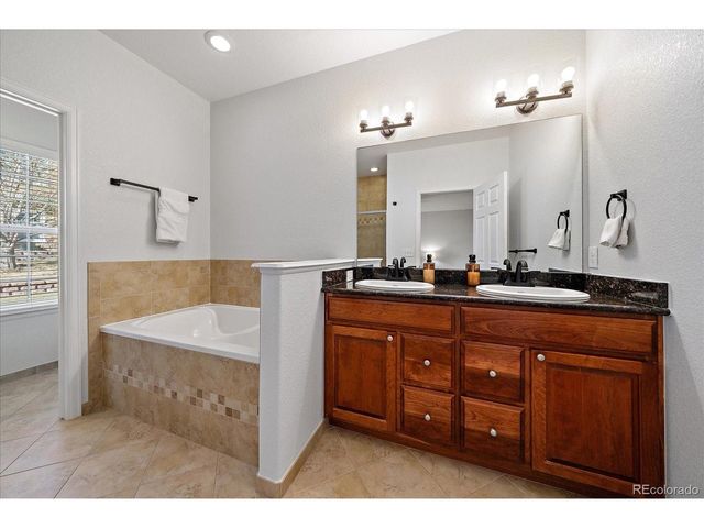 6737 W Yale Ave, Lakewood, CO 80227