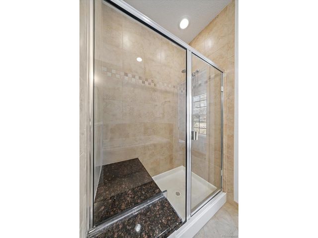 6737 W Yale Ave, Lakewood, CO 80227