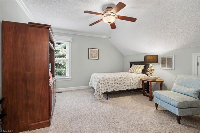 105 Saint Mary Drive, Kernersville, NC 27284