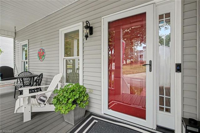 105 Saint Mary Drive, Kernersville, NC 27284