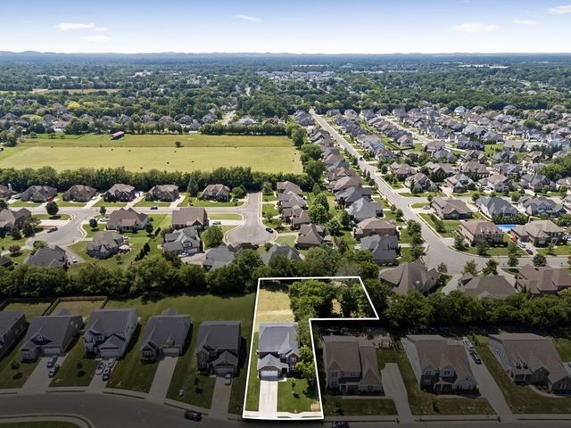 3033 Pomoa Pl, Murfreesboro, TN 37130