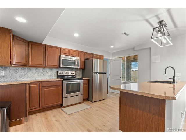 32335 Legacy Ridge St, Elizabeth, CO 80107