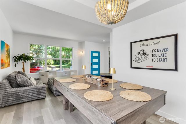 4784 Bridgeport Place, Mukilteo, WA 98275