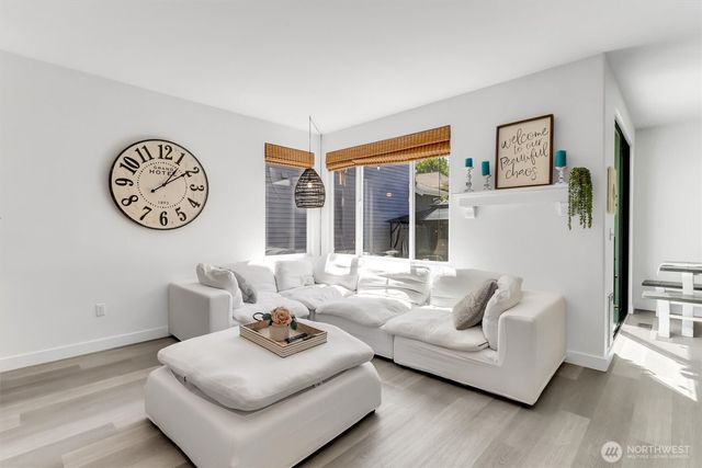 4784 Bridgeport Place, Mukilteo, WA 98275