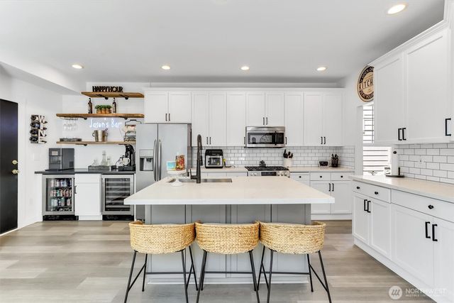 4784 Bridgeport Place, Mukilteo, WA 98275