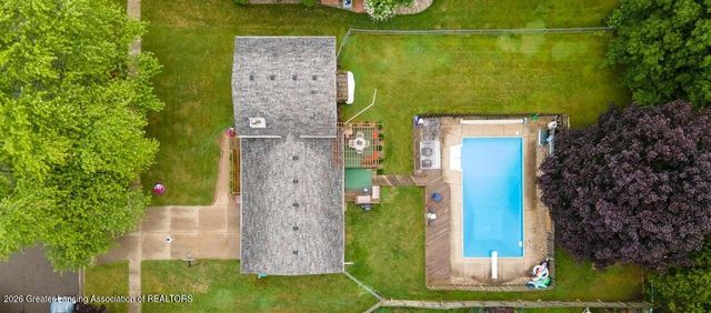 1011 Old Erin Way, Lansing, MI 48917