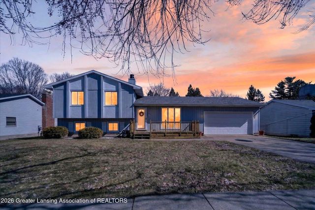 1011 Old Erin Way, Lansing, MI 48917