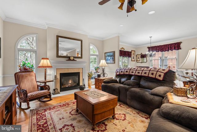 1838 MERIDIAN DR, Hagerstown, MD 21742