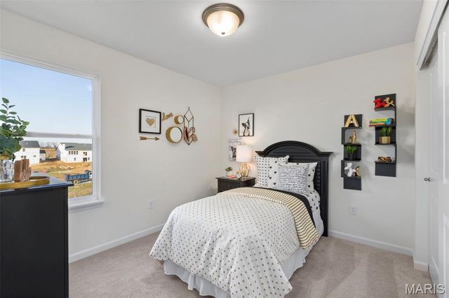 2 Royal II at River Bluffs Manors, Florissant, MO 63031