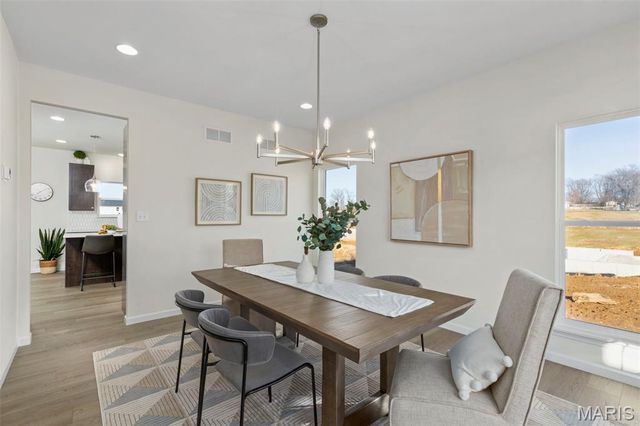 2 Royal II at River Bluffs Manors, Florissant, MO 63031