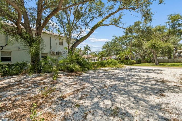 16288 48TH ST N, Clearwater, FL 33762