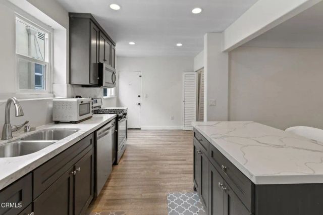 1018 S Crescent Heights Boulevard, Los Angeles, CA 90035