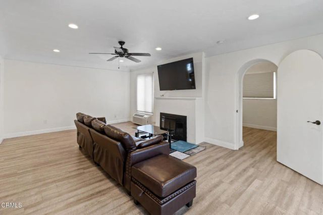 1018 S Crescent Heights Boulevard, Los Angeles, CA 90035