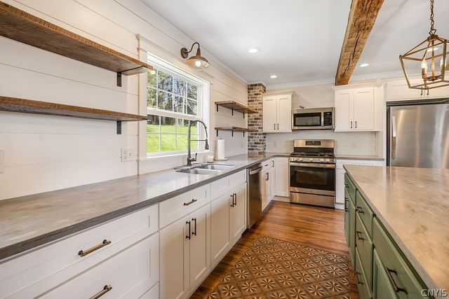 4031 Putnam Road, Nelson, NY 13035