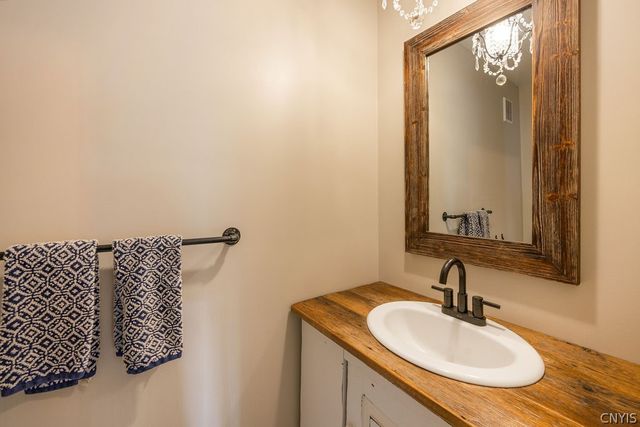 4031 Putnam Road, Nelson, NY 13035