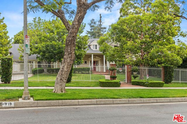 710 N Alta Drive, Beverly Hills, CA 90210