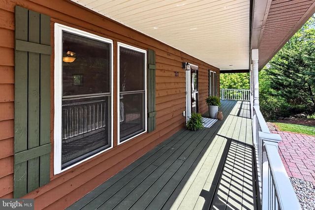 717 BRAGG DR, Front Royal, VA 22630