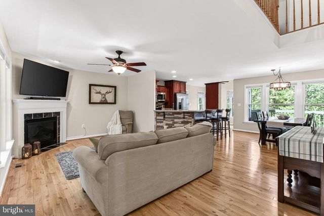 717 BRAGG DR, Front Royal, VA 22630