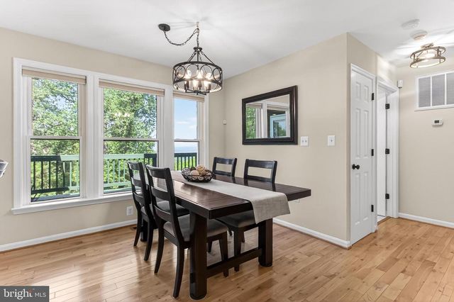 717 BRAGG DR, Front Royal, VA 22630