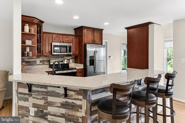 717 BRAGG DR, Front Royal, VA 22630