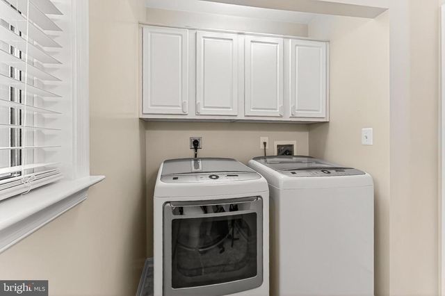 717 BRAGG DR, Front Royal, VA 22630