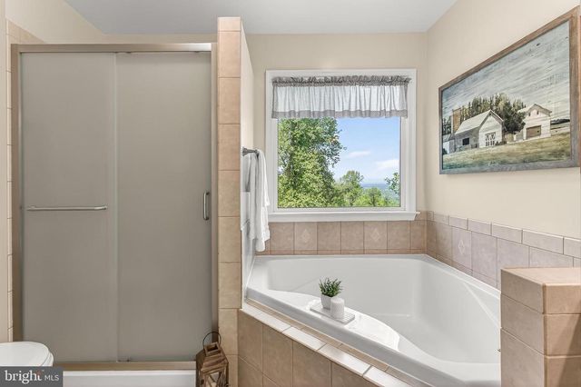 717 BRAGG DR, Front Royal, VA 22630